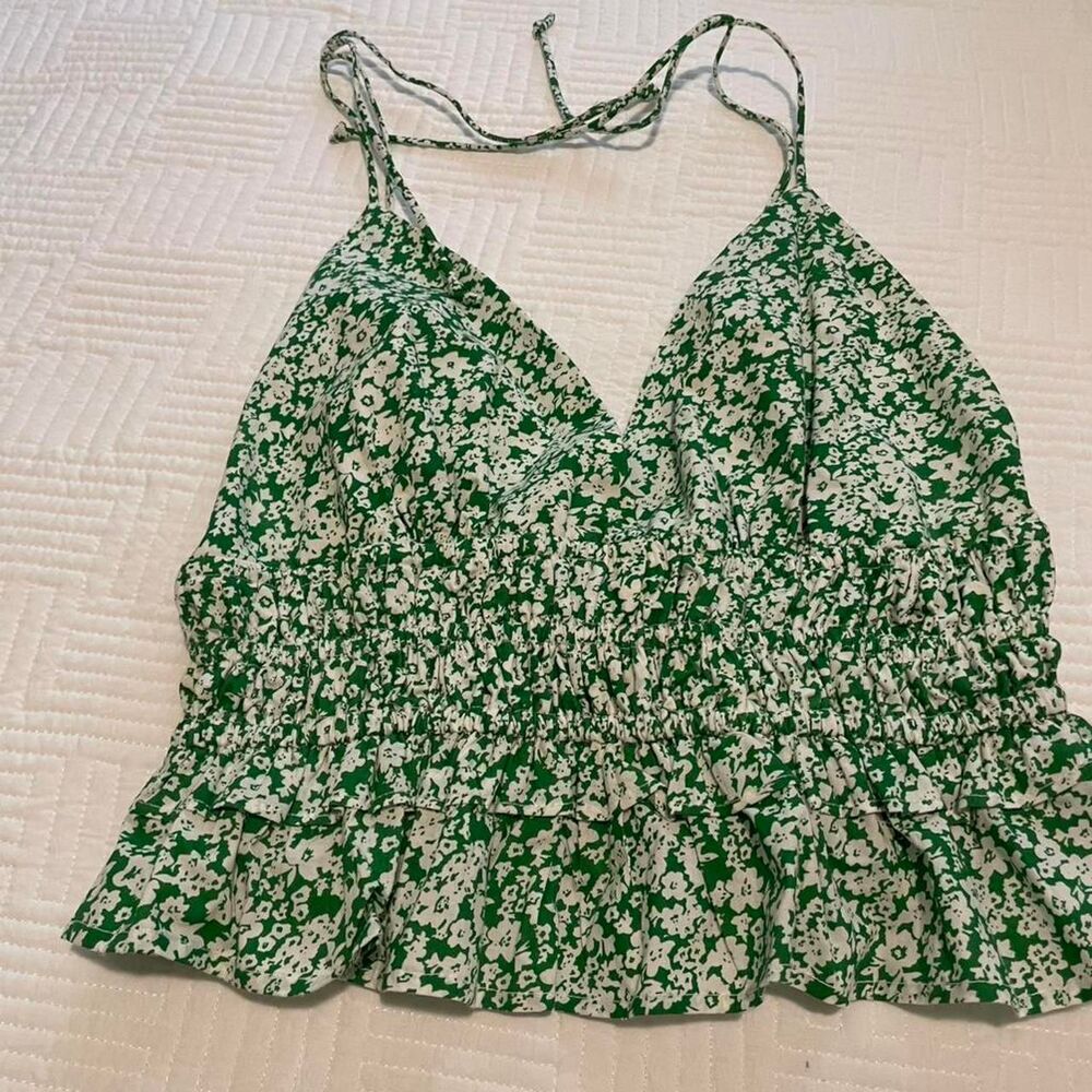 Sam Women's Green Crop-top, Y2K Feminine, Floral